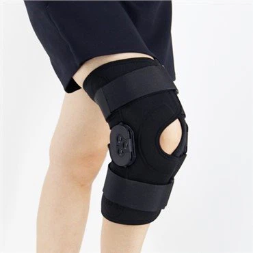 Scharnierende knieondersteuningsbeugel